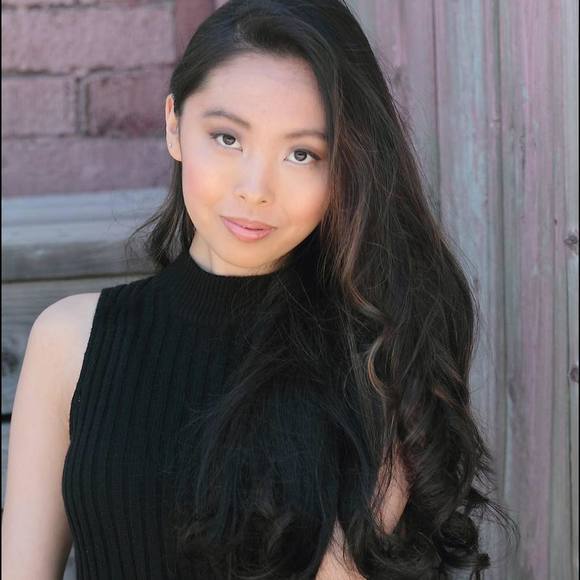 Jamie Zhang - Poshmark Profile Picture of Jamie Zhang (@jamielzhang13) on Poshmark