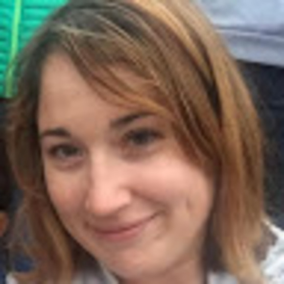 Profile Picture of Courtney Spieler (@courtneyspieler) on Poshmark