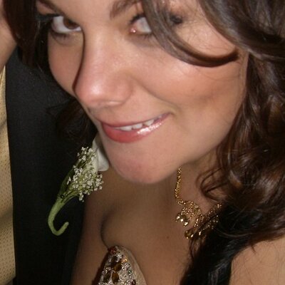 Profile Photo of Danielle Cosgrove (@GetIntoTheGrove) on Twitter