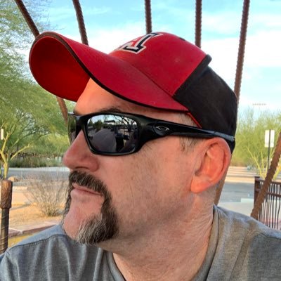 Profile Picture of Douglas Roop (@RoopDouglas) on Twitter