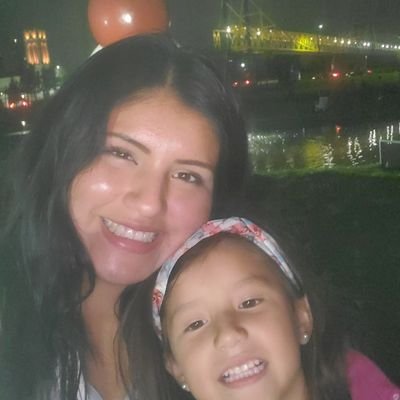 Profile Picture of Suzanne Alcantara (@SuzAlcantara) on Twitter