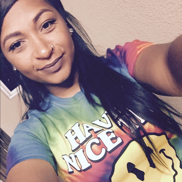 Profile Picture of Kim Cordero (@corderok91) on Poshmark