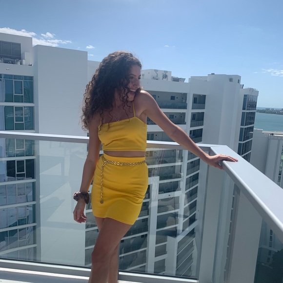 Profile Picture of Lily Osborne (@lilyosborne99) on Poshmark