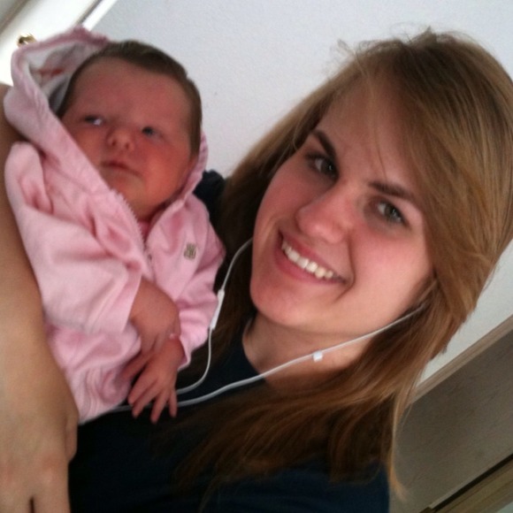 Profile Picture of Kaylee Drynan (@kaylee_anne) on Poshmark