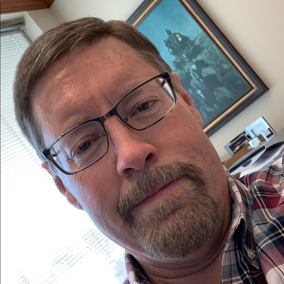 Profile Picture of Joel Mclelland (@joelmclelland) on Poshmark