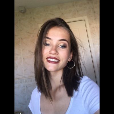 Profile Picture of Lucy Giles (@lucygiles123) on Twitter