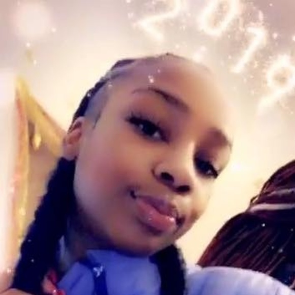 Profile Picture of Sherrell Houston (@rellybaby) on Poshmark