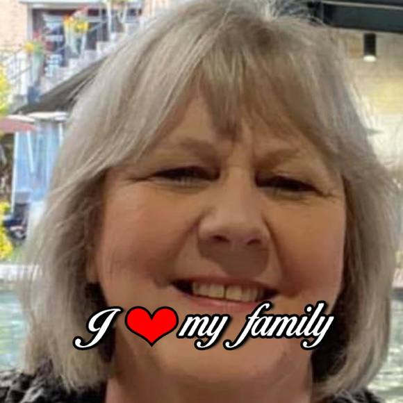 Profile Picture of Mary beth Sawyer magovsky (@nursemarybeth) on Poshmark