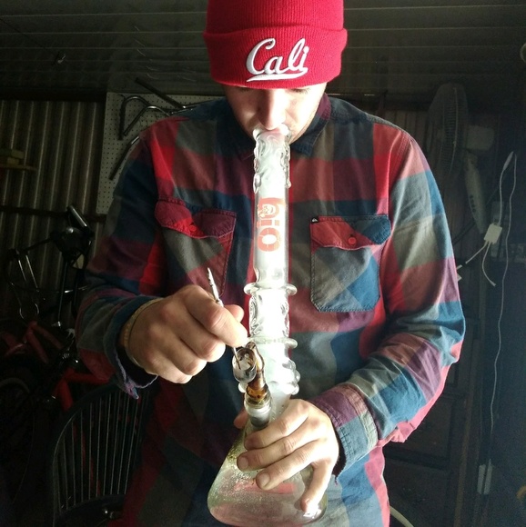 Profile Picture of Chris Donnelson (@chris1630) on Poshmark