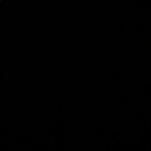 Profile Picture of Alysia Perez (@closet123582) on Poshmark