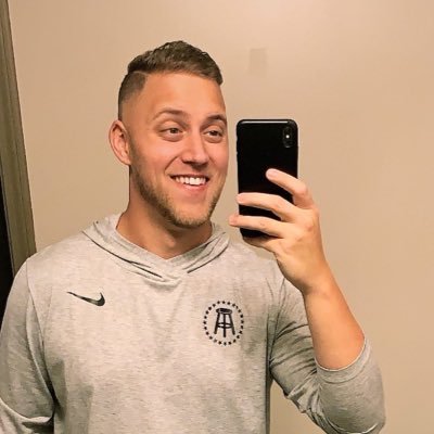 Profile Picture of Kyle (@KyleMikoch) on Twitter