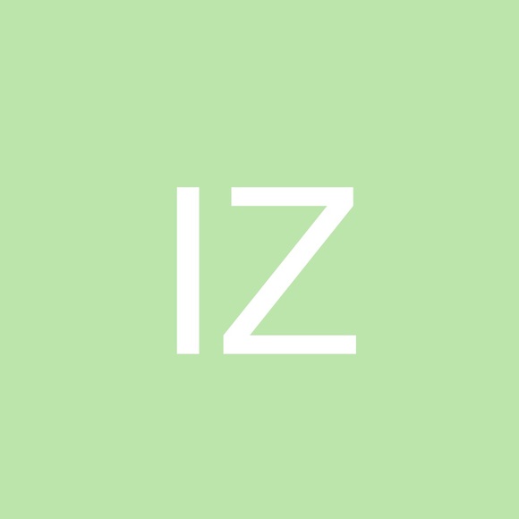 Profile Picture of Iris Zendejas (@iriszendejas) on Poshmark