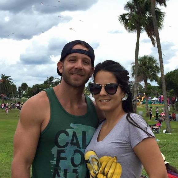 Profile Picture of Antonio Ferrer (@anthonyferpa) on Poshmark