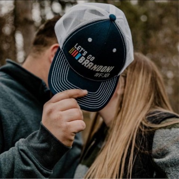 Profile Picture of Dylan Noland (@dylan85noland) on Poshmark