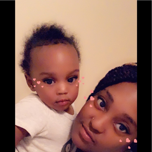 Profile Picture of Krystal Daniels (@kaydani09) on Poshmark