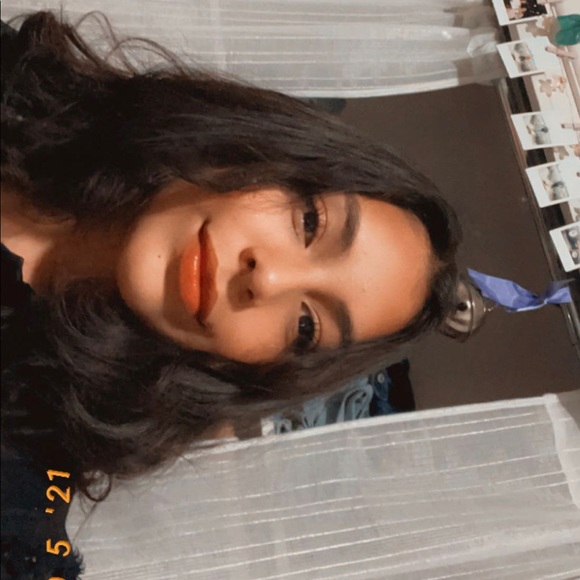 Profile Picture of Crystal Arroyo (@crystalarroyo08) on Poshmark