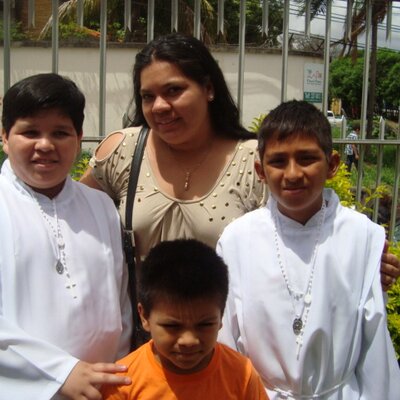 Roxana Canseco Varga - Twitter Profile Picture of Roxana Canseco Varga (@VargaRosa) on Twitter