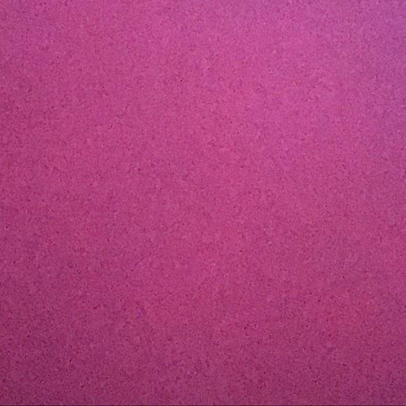 Profile Picture of Kylie Ingerman (@slimeycityy) on Poshmark