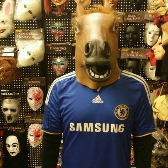 Profile Picture of Hee Kim (@stargosu100) on Poshmark