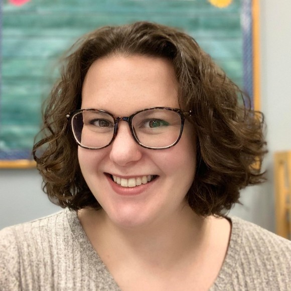 Profile Picture of Jessica Parsons (@jpar8) on Poshmark