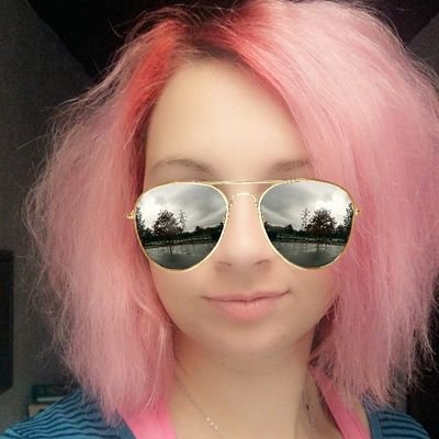 Profile Picture of Masha ×͜× (@AnzicMasa) on Twitter