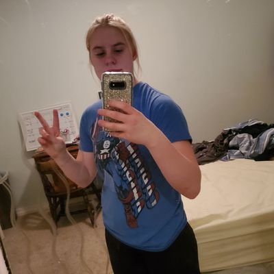 Profile Picture of Jamie Cavanaugh (@JamieCavanaug13) on Twitter