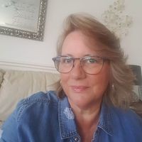 Profile Picture of Kim Burchell (@kim-burchell-3) on Quora