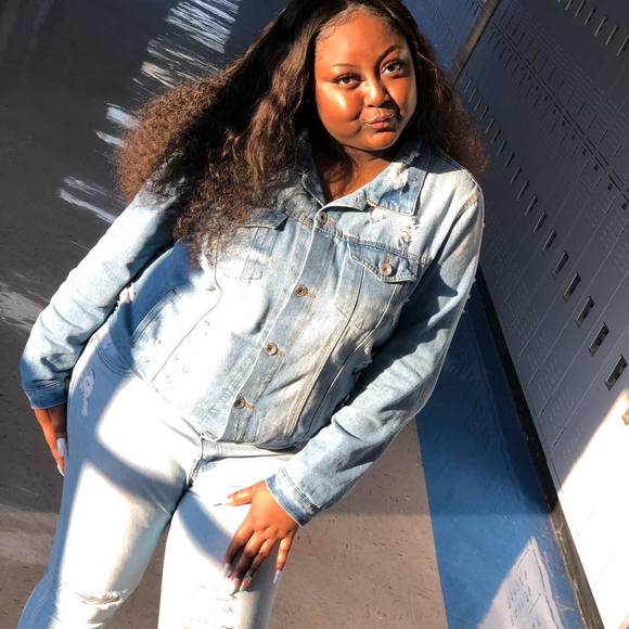Profile Picture of Dannetta Webster (@websterdannetta) on Poshmark