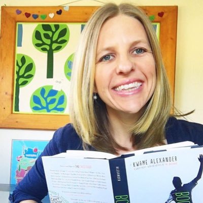 Profile Picture of Erika Crowl (@live_read_write) on Twitter