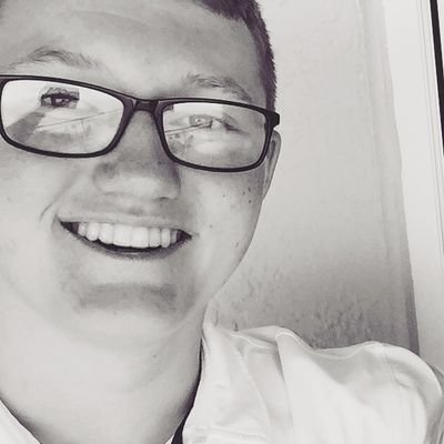 Profile Picture of Mike Atkiels (@R4Z0RxxPH0ENIX) on Twitter