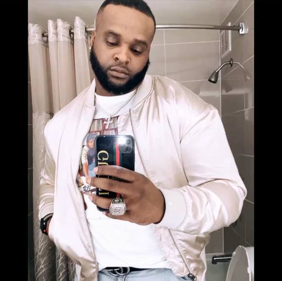 Profile Picture of Alvin Brown (@bigal58) on Poshmark