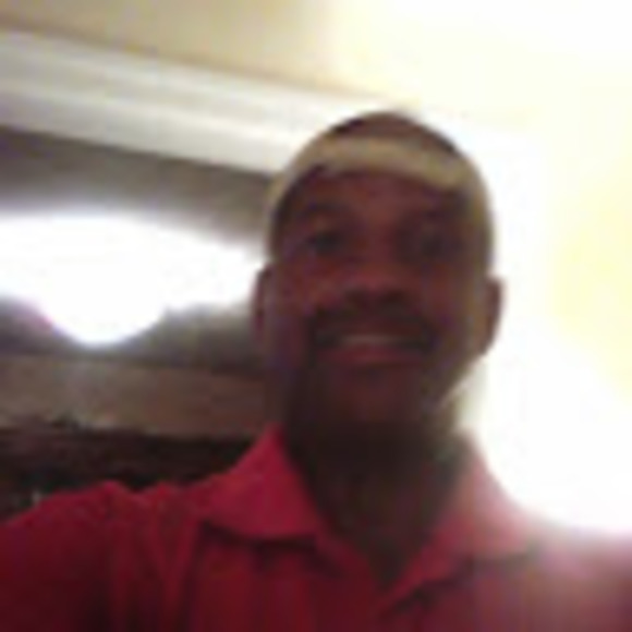 Ike Lonesome - Poshmark Profile Picture of Ike Lonesome (@ikehof24) on Poshmark