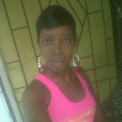 Profile Picture of Denesha Robinson (@Curvyden) on Twitter