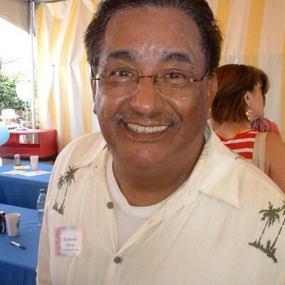 Profile Picture of Raymond Olivas (@HomesOlivas) on Twitter