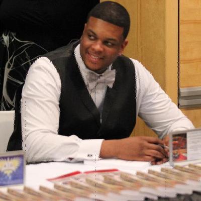 Profile Picture of Tom Lyon (@tomLyonLion) on Twitter