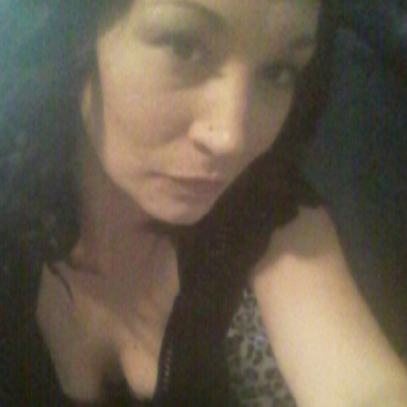 Profile Picture of Kate Lipski (@bossstatus1) on Poshmark