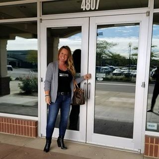 Profile Picture of Kim Weinberger Hoffman (@kim.w.hoffman.1) on Facebook