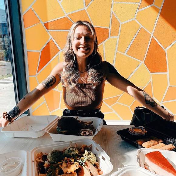 Profile Picture of Tori Piemonte (@t_piemonte) on Poshmark