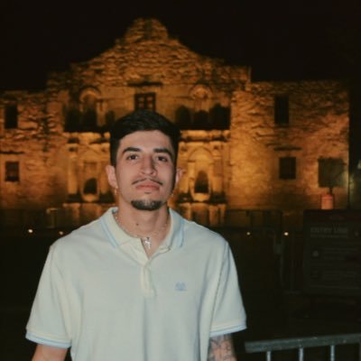 Profile Picture of Alex 🦁 (@tweetsbyAEK) on Twitter