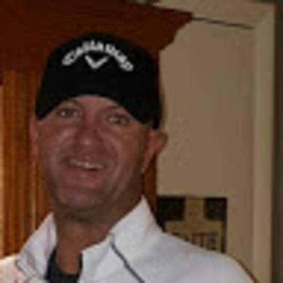 Profile Picture of Scott Leonard (@scottleonard456) on Poshmark