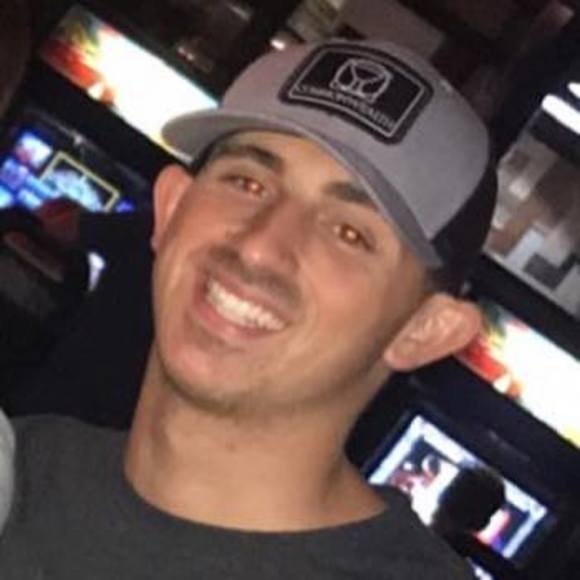 Profile Picture of Blake Allen (@blakeallen21) on Poshmark