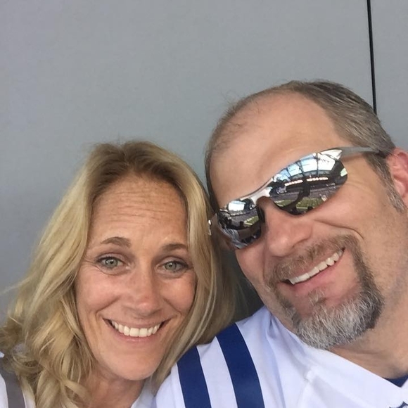 Profile Picture of Brad Feuston (@bfeuston) on Poshmark