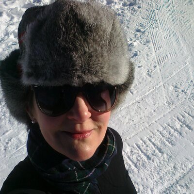 Profile Photo of Teresa White (@WranglingDinos) on Twitter