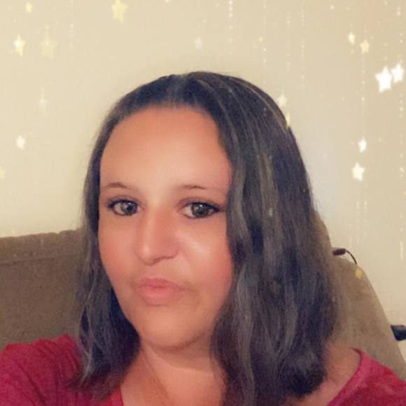 Profile Picture of Tamara Blackey (@tamara252008) on Poshmark