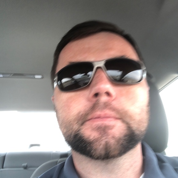 Profile Picture of Adam Harrell (@aharreluark) on Poshmark