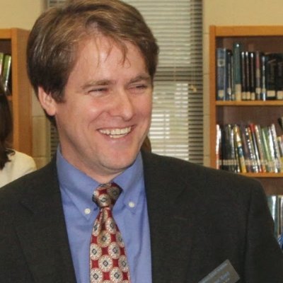 Profile Picture of Scott Kent (@awryteacher) on Twitter