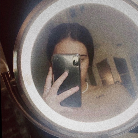 Profile Picture of Emily Boldaji (@emilybri) on Poshmark