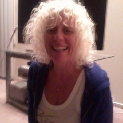 Profile Picture of Leslie Avery (@lollygirl1956) on Twitter