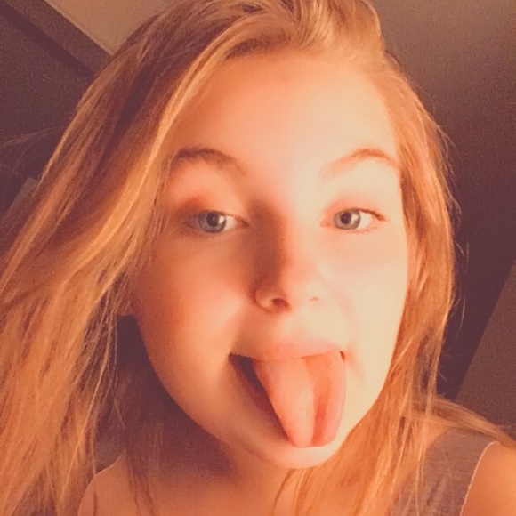 Profile Picture of Kassie Lookadoo (@kassie_0088) on Poshmark