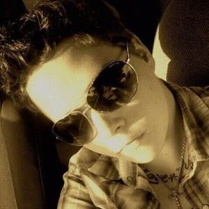 Profile Picture of Lauren Clements (@loversdeath) on Myspace